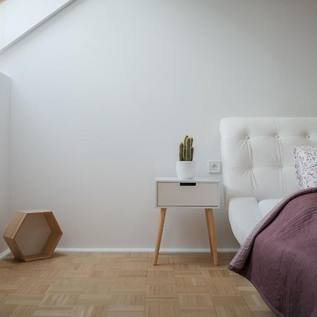 פראג Dot 3 Bdr Apartment With Tyn Cathedral View & Ac מראה חיצוני תמונה