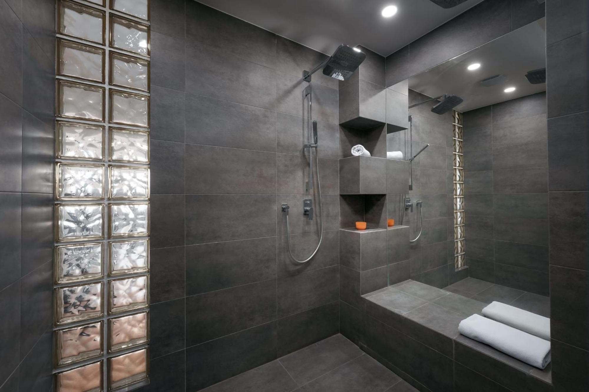 פראג Dot 3 Bdr Apartment With Tyn Cathedral View & Ac מראה חיצוני תמונה
