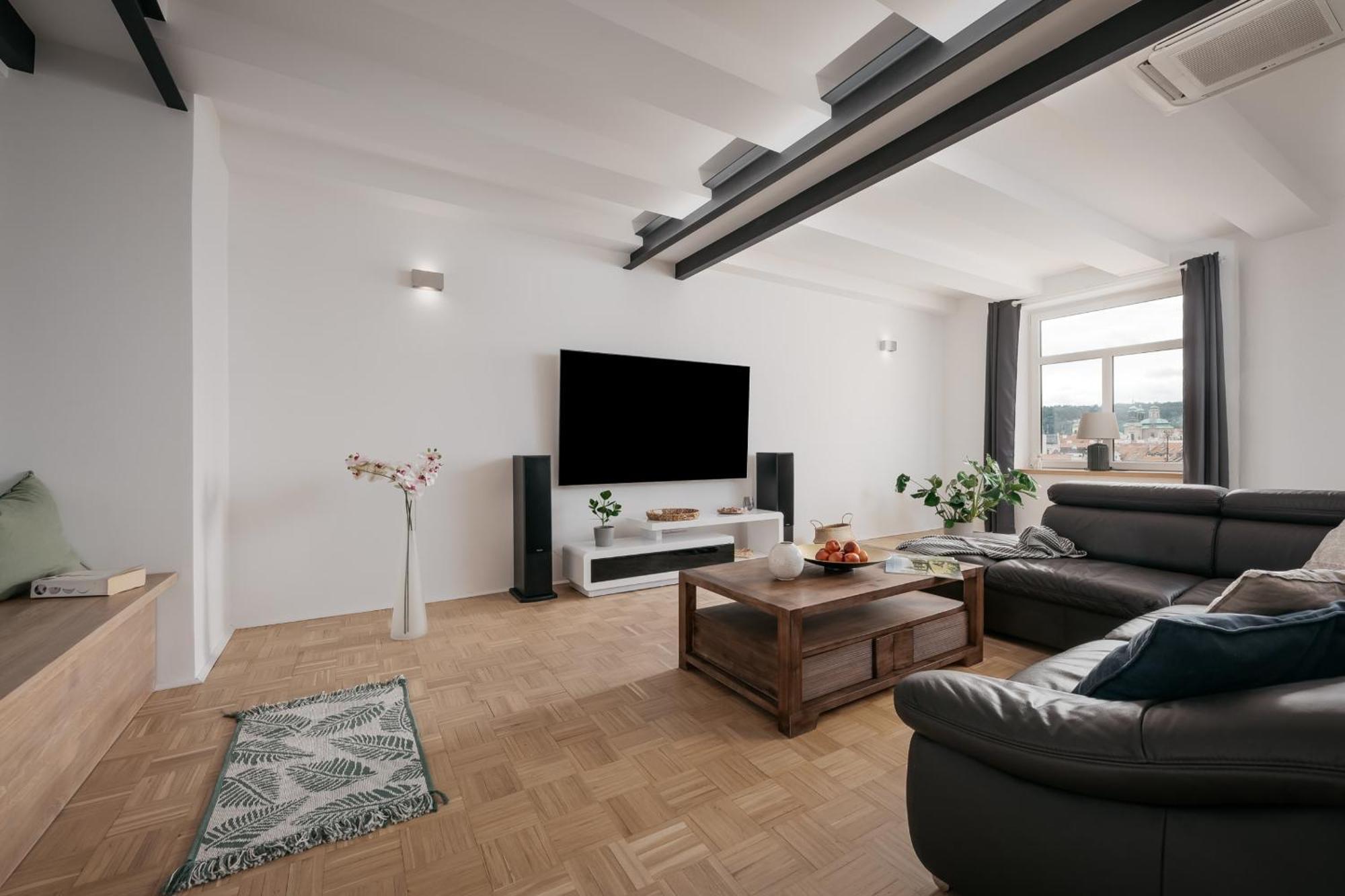 פראג Dot 3 Bdr Apartment With Tyn Cathedral View & Ac מראה חיצוני תמונה