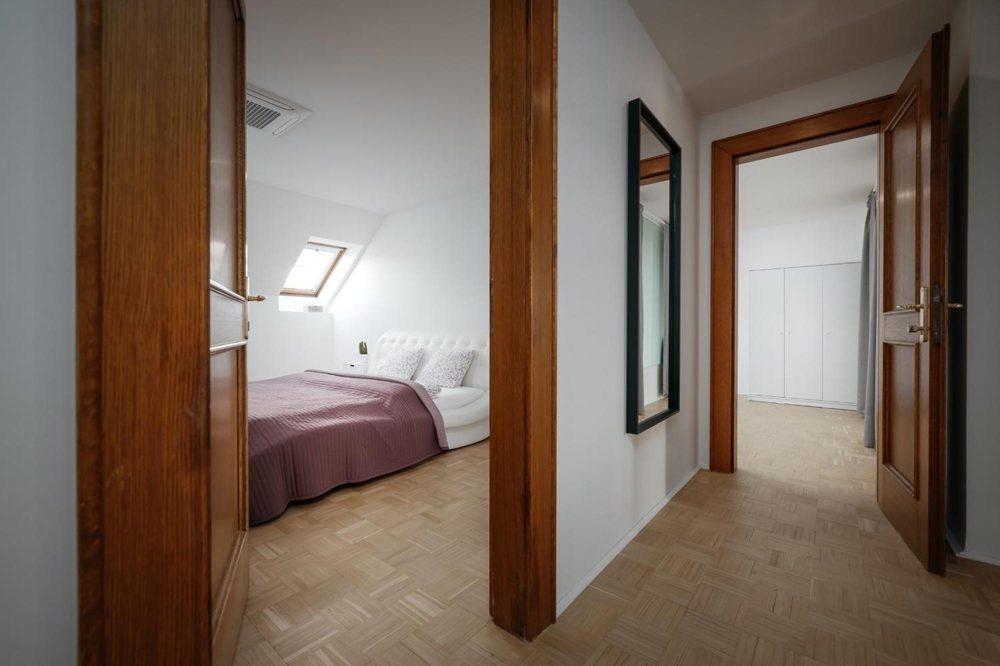 פראג Dot 3 Bdr Apartment With Tyn Cathedral View & Ac מראה חיצוני תמונה